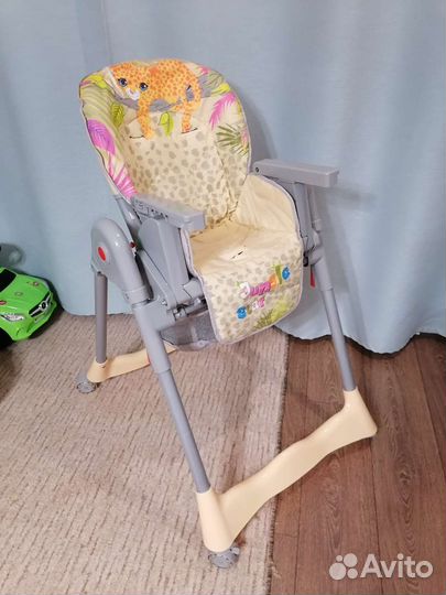 Стул для кормления