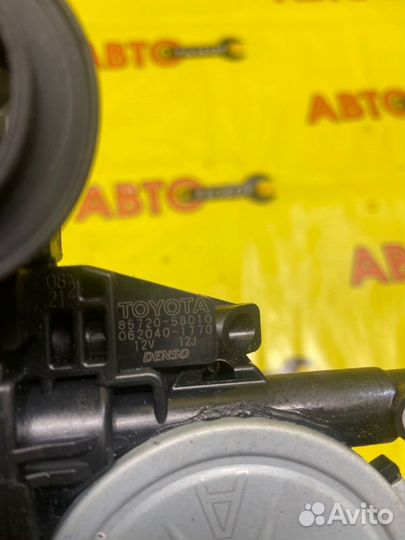 Мотор стеклоподъемника задний правый Toyota Mark X