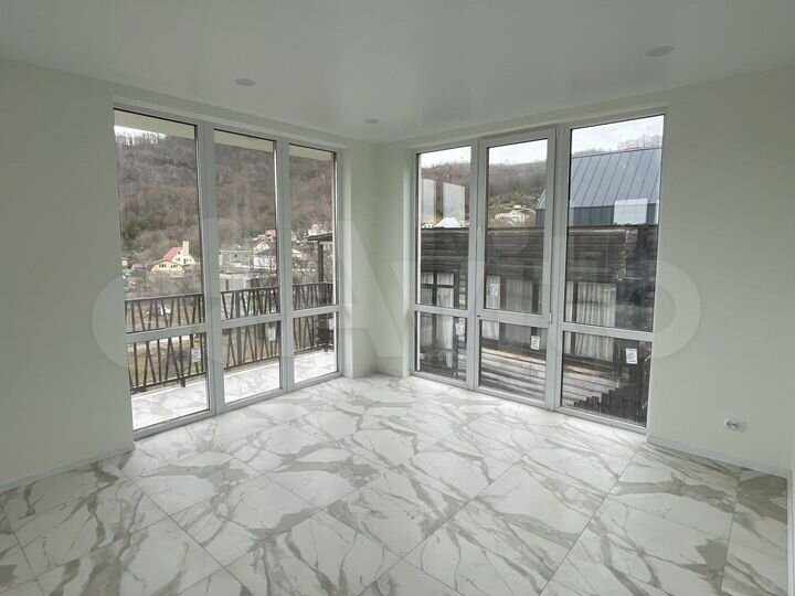 Дом 185 м² на участке 3 сот.