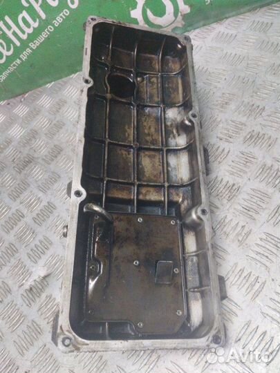 Клапанная крышка Renault Logan 1 2005-2009