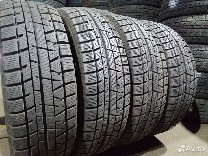 Yokohama Ice Guard IG50 215/60 R16