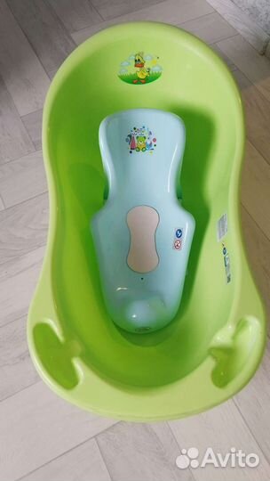 Ванночка для купания с горкой