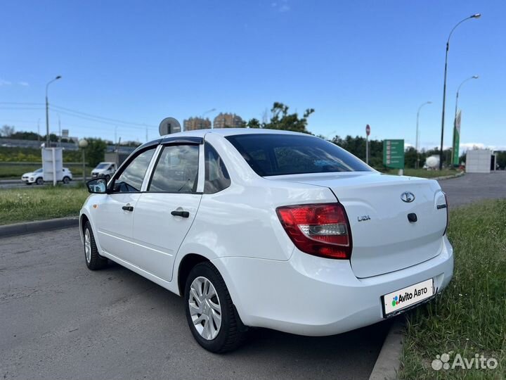 LADA Granta 1.6 МТ, 2016, 220 500 км