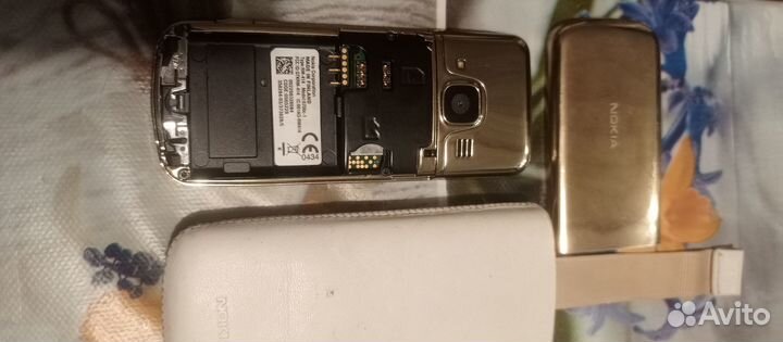 Мобильный телефон nokia 6700 gold edition
