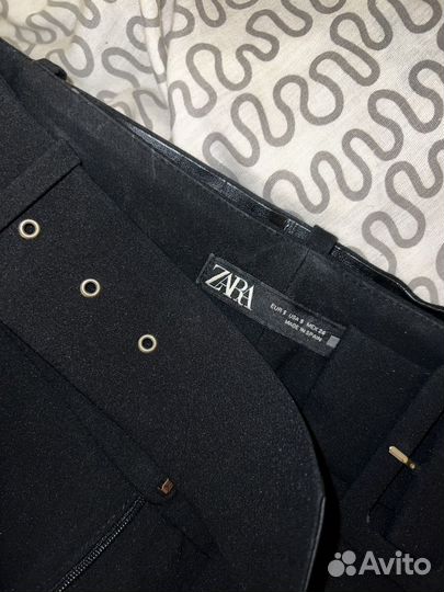 Черные брюки zara