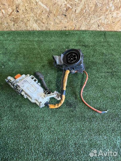 Зарядное гнездо volvo XC90 XC60 гибрид 2019+