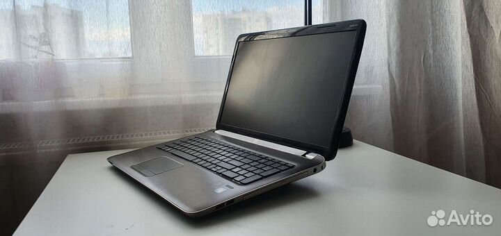 В металле HP pavilion DV7 i7/8Gb RAM/ SSD 240