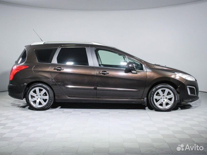 Peugeot 308 1.6 AT, 2011, 136 536 км