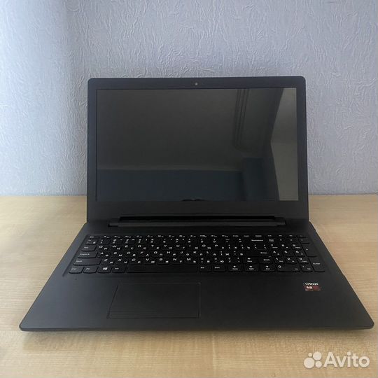 Мощный Игровлй Ноутбук A8-7410/8gb/R5-2gb/SSD240