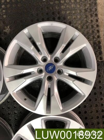 Диски R18 Ford Б/у Литые