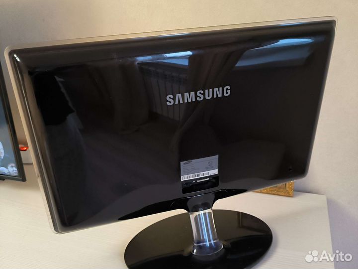 Монитор Samsung syncmaster