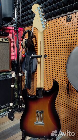 Fender 60-е anniversary american strat 2006г