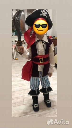 Новогодний костюм пират