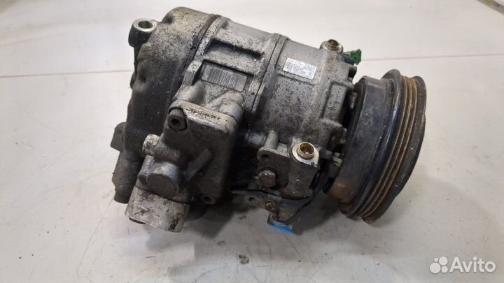Компрессор кондиционера Volkswagen Passat 5