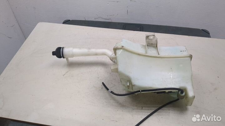 Бачок омывателя Buick Encore 2016