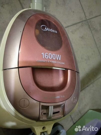 Пылесос Midea