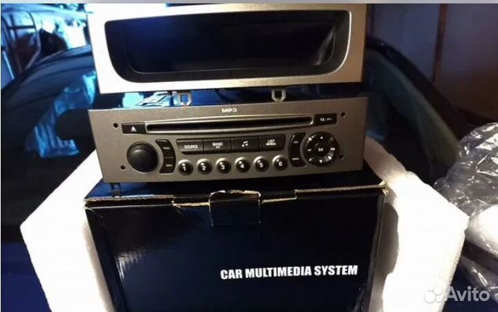 Автомагнитола штатная на пежо -308 Б/У