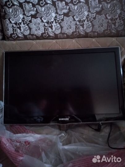 Телевизор samsung