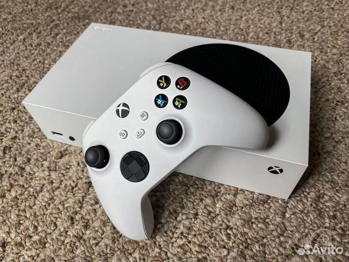 Xbox со 100 играми
