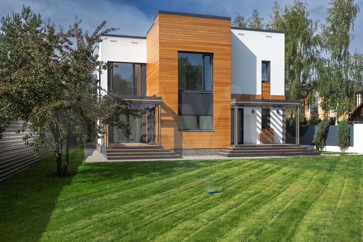 Дом 224,5 м² на участке 6 сот.