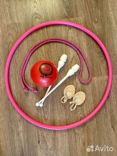 Для художественной гимнастики набор. Обруч 65см