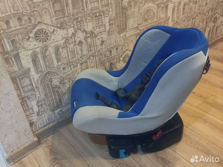 Детское автокресло Chicco до 3 лет