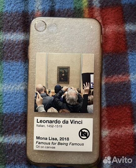 Чехлы на iPhone 7