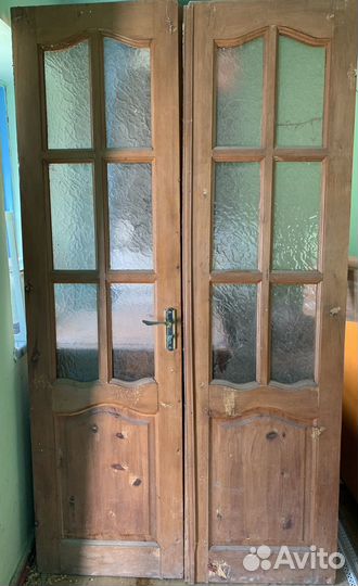 Дверь двухстворчатая