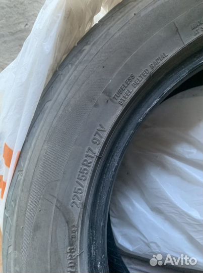 Toyo Celsius 225/55 R17