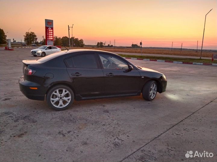 Mazda 3 2 МТ, 2007, 90 000 км