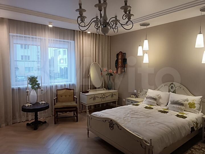 2-к. квартира, 105 м², 1/3 эт.