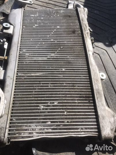 Интеркулер Toyota Land Cruiser 200 1VD-FTV