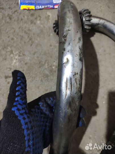 Колени ява старушка