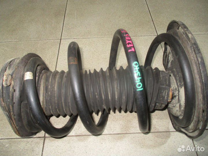 Пружина передняя Lexus NX 200t/300 (AZ10)