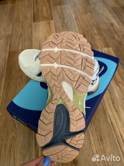 Кроссовки спортивные Gel Kahana 8