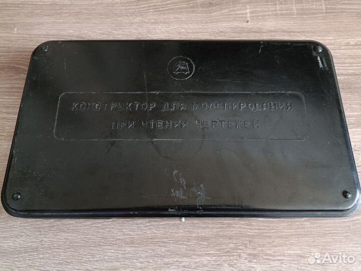 Конструктор для моделирования при чтении чертежей