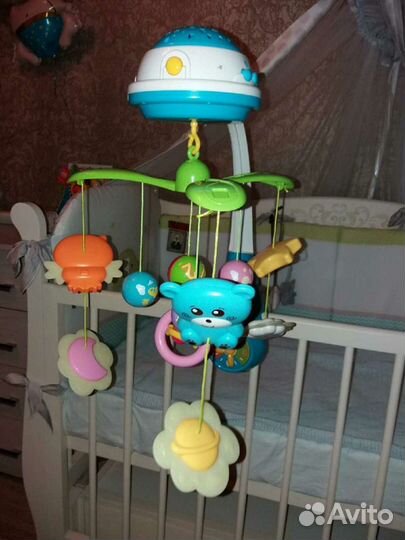 Мобиль на кроватку с проектором