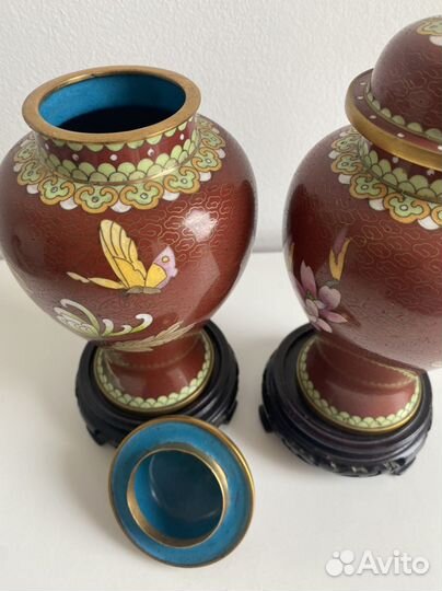 Вазы с крышкой клуазоне. Бронь