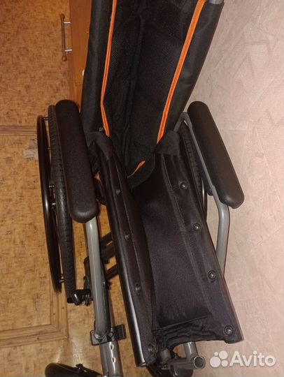 Инвалидная коляска