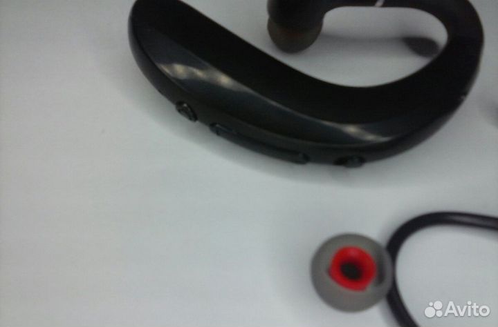Новая хорошая Bluetooth гарнитура
