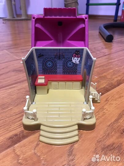 Домик-зоомагазин Hello Kitty