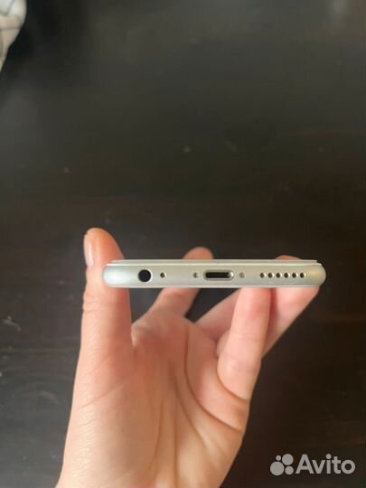 iPhone 6S, 32 ГБ
