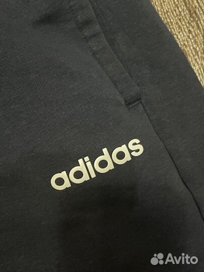 Спортивные штаны adidas