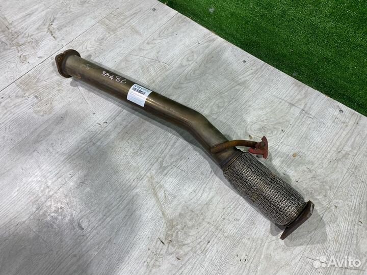 Приемная труба глушителя Volvo V40 MD4204T