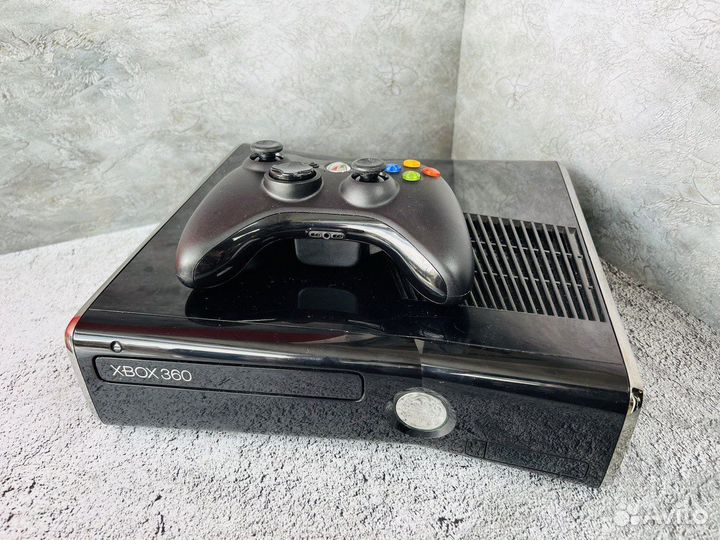 Игровая приставка xbox 360 250Gb, с играми