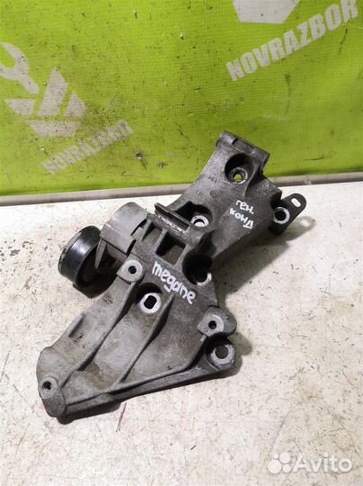 Кронштейн генератора Рено Меган 2