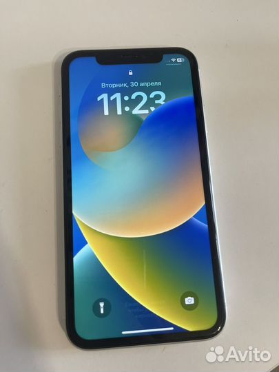 iPhone Xr, 64 ГБ