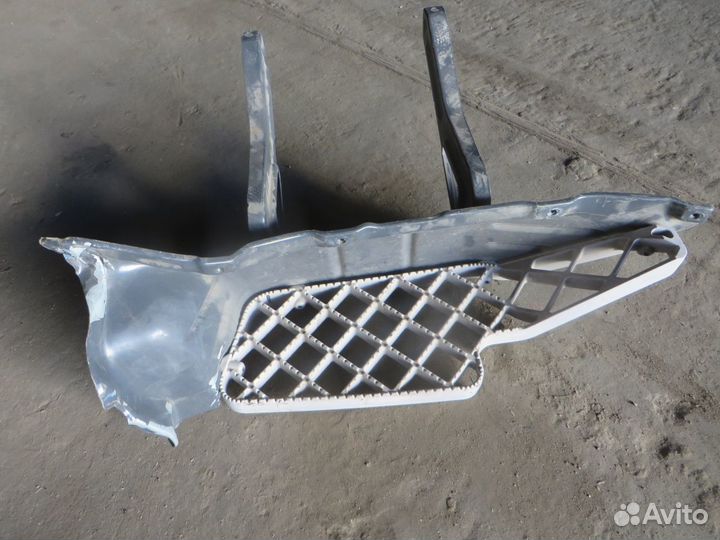 Подножка Scania 1426108