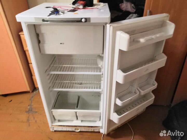 Холодильник indesit рабочий