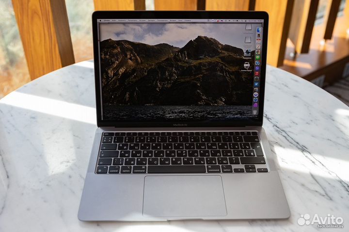 MacBook Air M1 8/2Tb Space Gray /Магазин/Новый